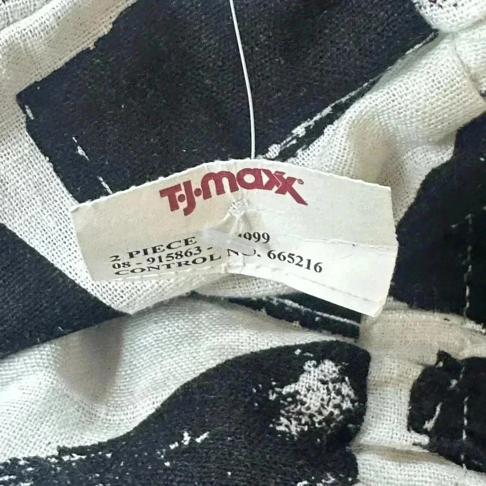 NWT House of Harlow 1960 Black/White Geometric Print Skirt & Top Set Size Large - Picture 9 of 10
